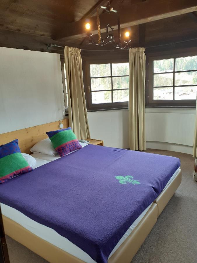 Family Hotel Schloss Rosenegg ฟีบาบรุนน์ ภายนอก รูปภาพ