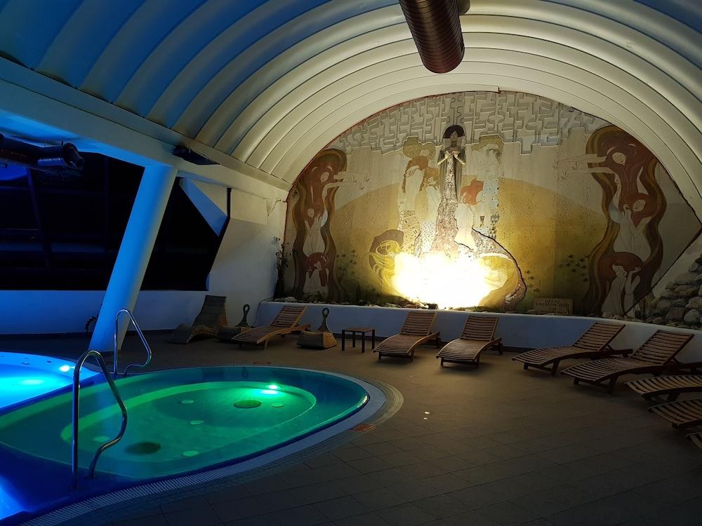 Family Hotel Schloss Rosenegg ฟีบาบรุนน์ ภายนอก รูปภาพ