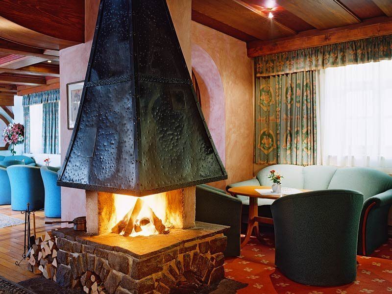 Family Hotel Schloss Rosenegg ฟีบาบรุนน์ ภายนอก รูปภาพ