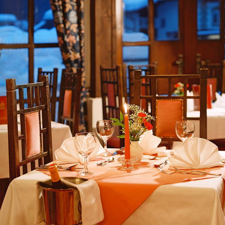 Family Hotel Schloss Rosenegg ฟีบาบรุนน์ ภายนอก รูปภาพ
