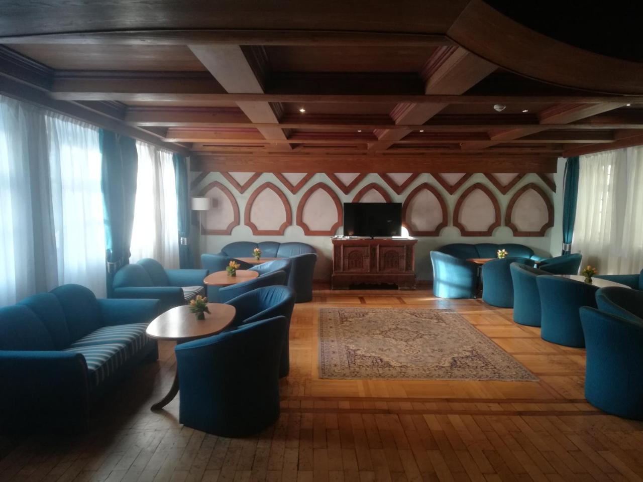 Family Hotel Schloss Rosenegg ฟีบาบรุนน์ ภายนอก รูปภาพ