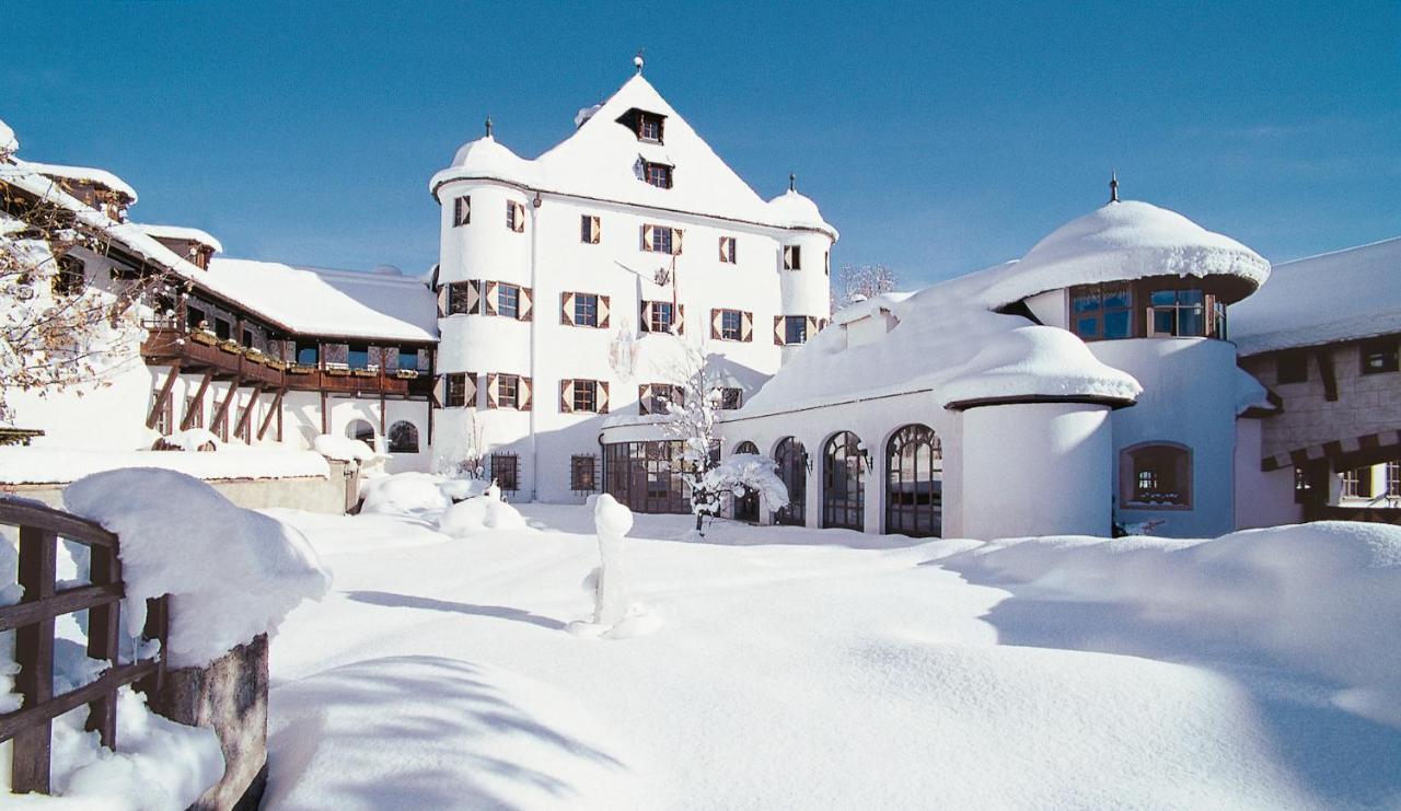 Family Hotel Schloss Rosenegg ฟีบาบรุนน์ ภายนอก รูปภาพ