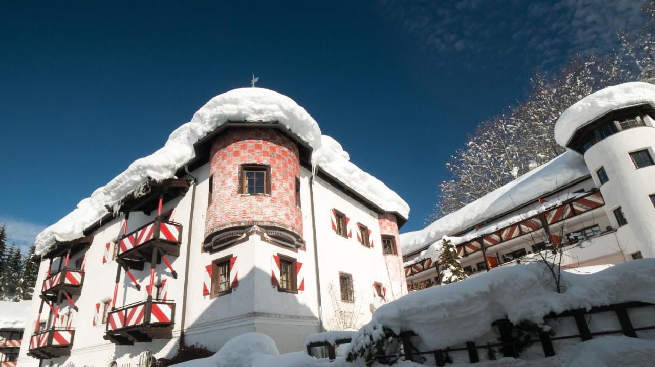 Family Hotel Schloss Rosenegg ฟีบาบรุนน์ ภายนอก รูปภาพ